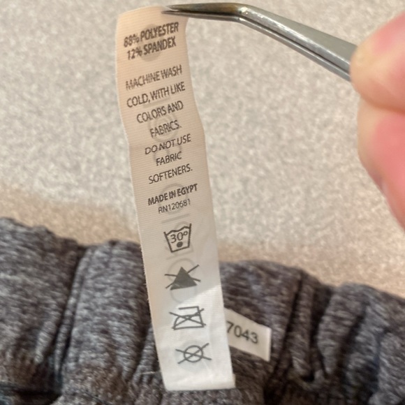 Scorpio Sol - women’s cropped sweatpants. Size XS - Picture 5 of 9